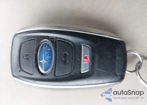 2019 Subaru Ascent Limited z USA, uszkodzony, nr VIN 4S4WMAMDXK3471376